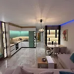 Sea La Vie Luxury