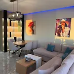 Sea La Vie Luxury
