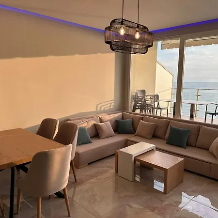 Sea La Vie Luxury