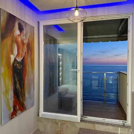 Sea La Vie Luxury Апартаменты Шенджин