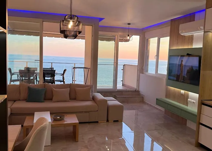 Апартаменты Sea La Vie Luxury *