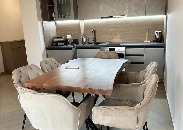 아파트 Sea La Vie Luxury